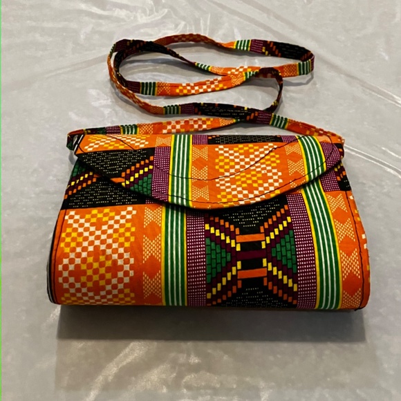 Multicolored African Fabric handbag - Picture 5 of 8